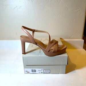 Women's Naturalizer Dress Sandal Heels Open Toe Ankle Strap Size 8W